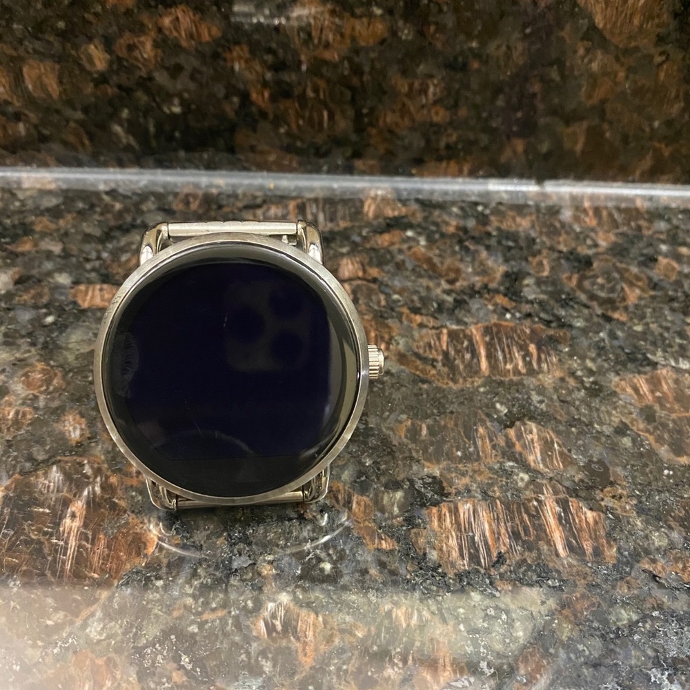 Android Fossil Smart Watch - Picture 2 of 3
